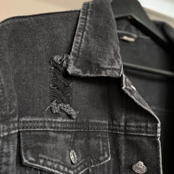 Jean Jacket - Picture 2 of 4